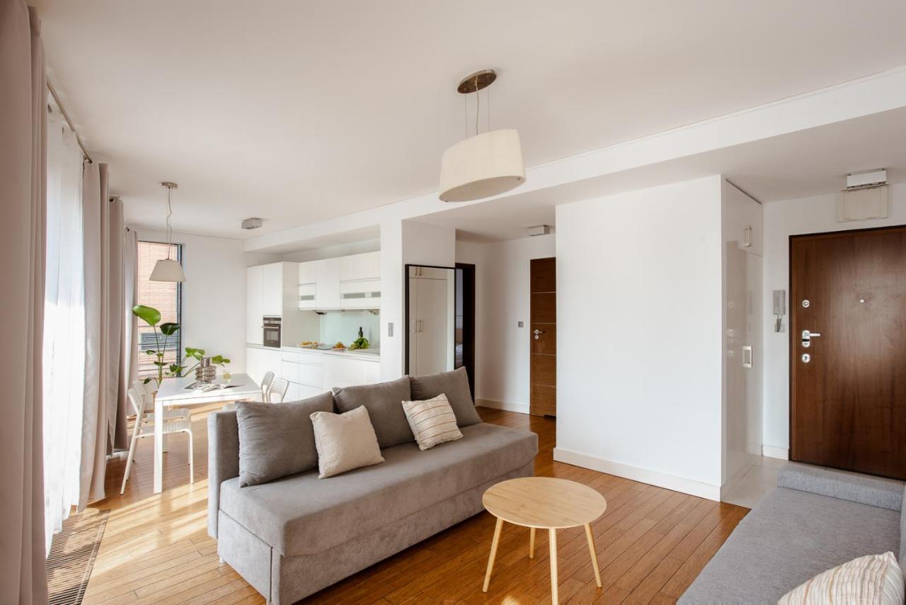 Spacious Apartment Close To Main Station / Galeria Krakowska Bagian luar foto